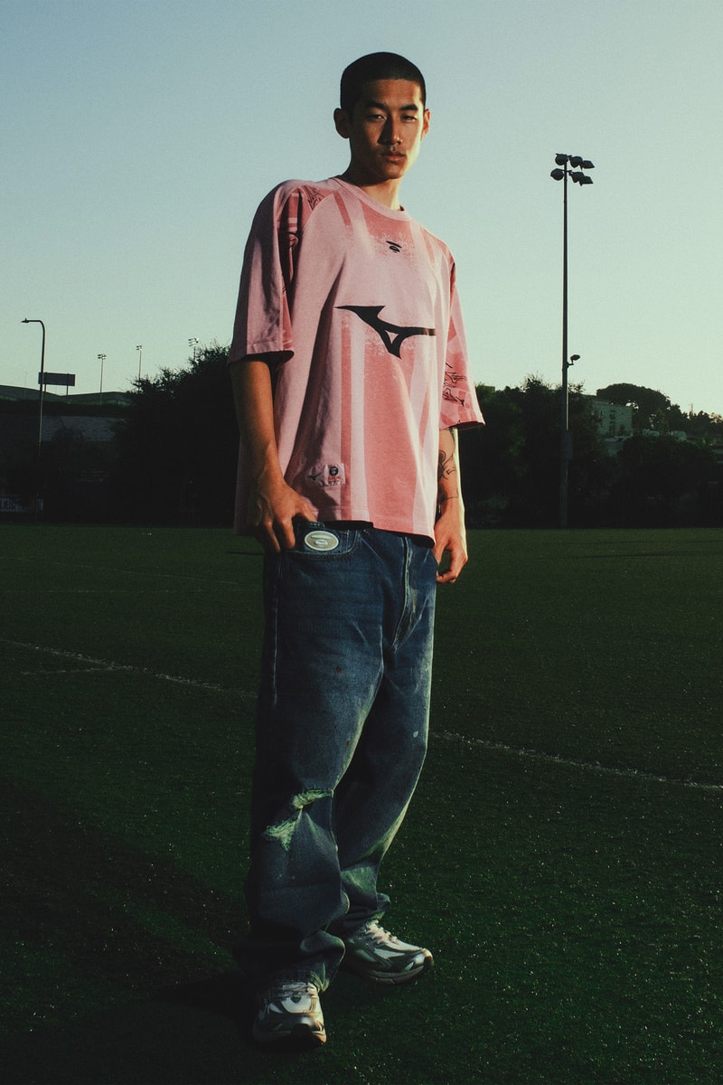 AAPE 携手 MIZUNO 推出全新联名系列