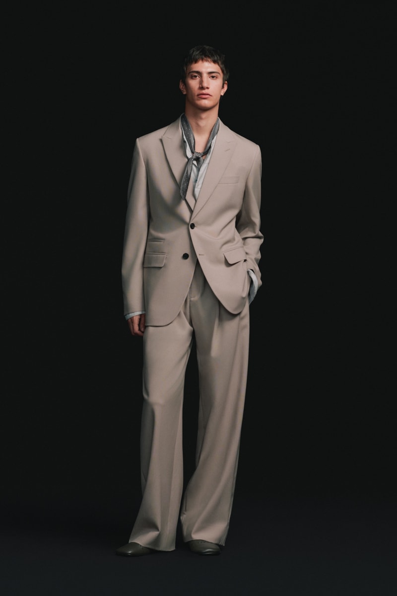 Hermès 发布 2027 春夏男装系列