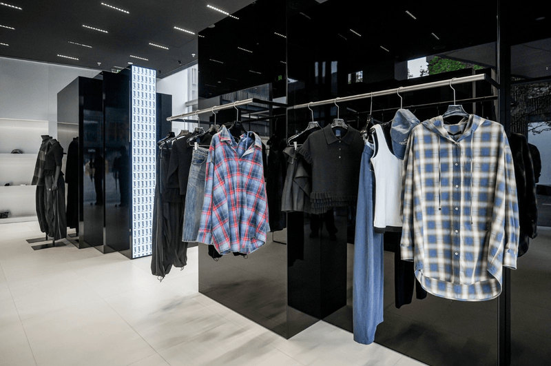 JUUN.J 中国大陆首家旗舰店登陆成都太古里
