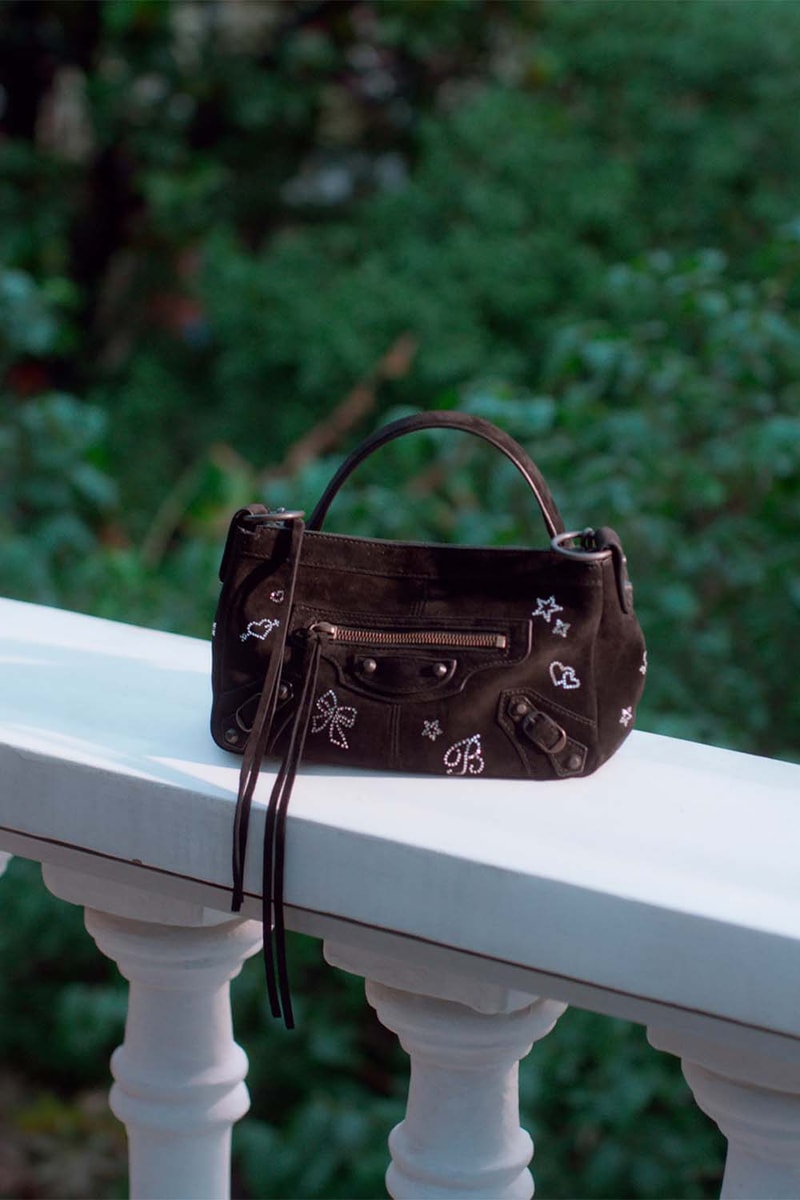 BALENCIAGA 推出 2026 七夕限定系列