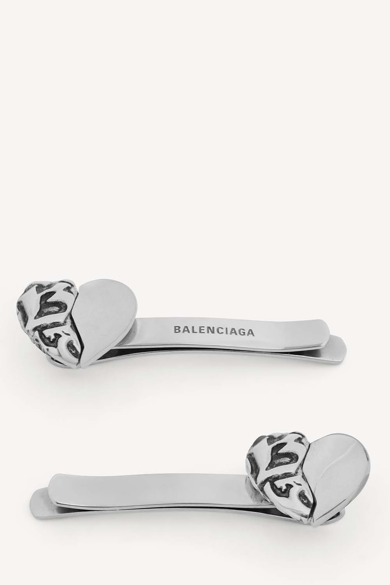 BALENCIAGA 推出 2026 七夕限定系列