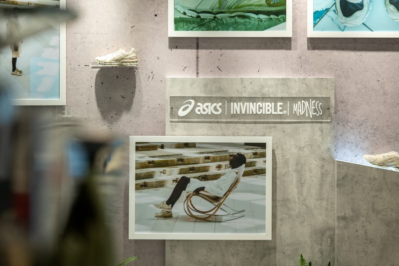 INVINCIBLE® x MADNESS x ASICS 三方联名于 ASICS 上海旗舰店率先发售