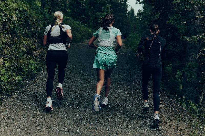 NikeLab Running 全新跑步服饰系列登场，融合运动性能、工艺与现代风格