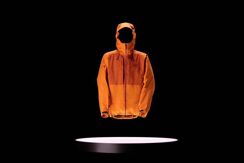 Arc'teryx 推出采用再生可回收面料打造的 Sperro SV 夹克