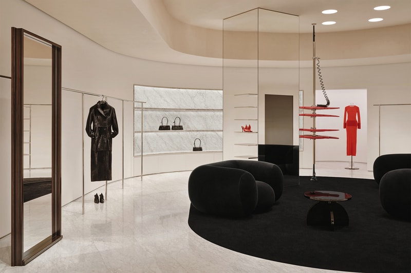 ALAÏA 上海恒隆广场精品店焕新启幕