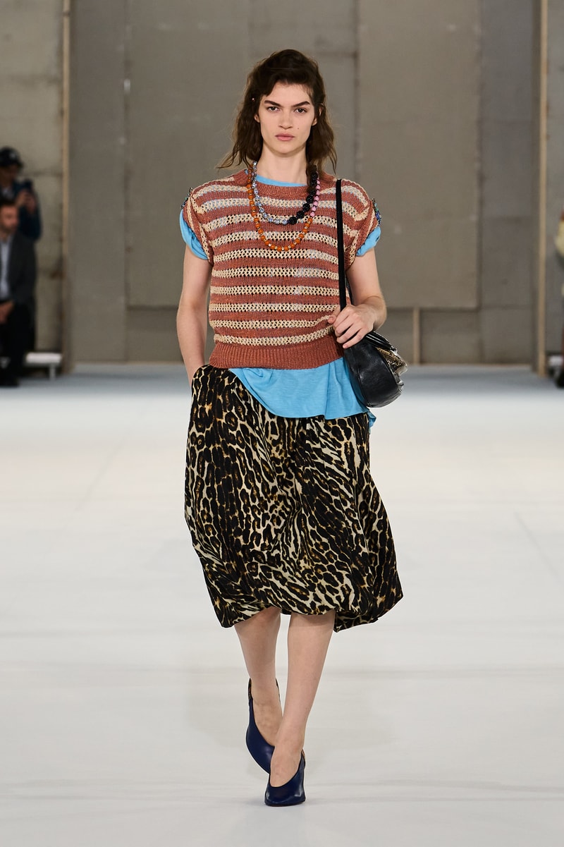 DRIES VAN NOTEN 2027 春夏系列：一场关于魅力的镜头追踪