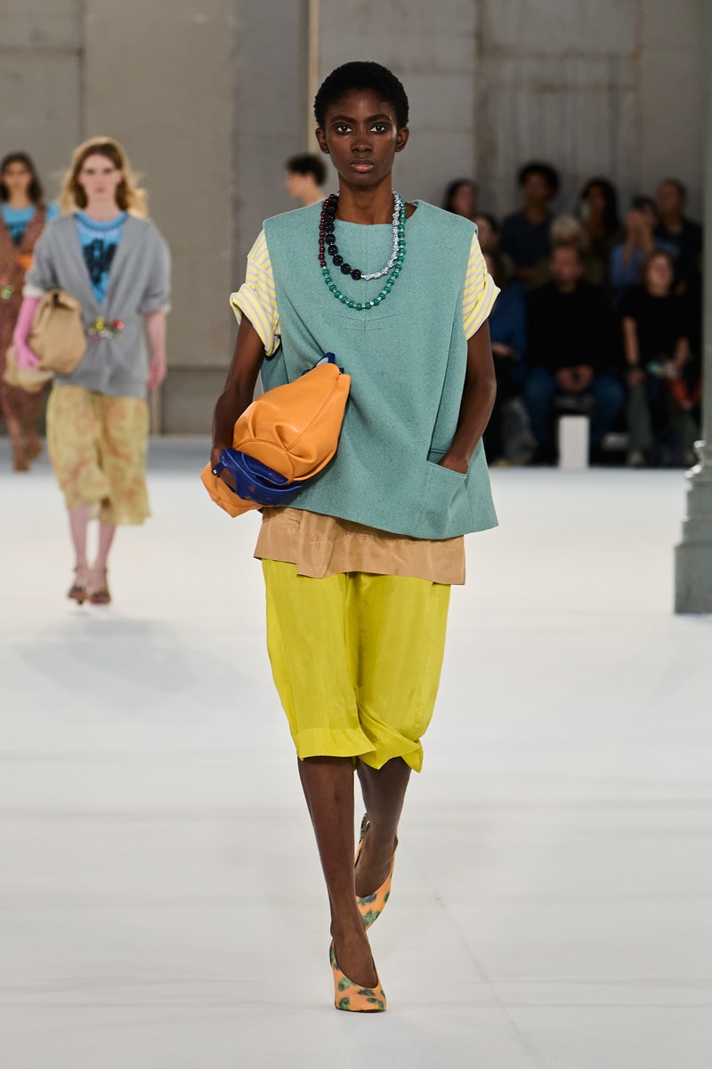DRIES VAN NOTEN 2027 春夏系列：一场关于魅力的镜头追踪