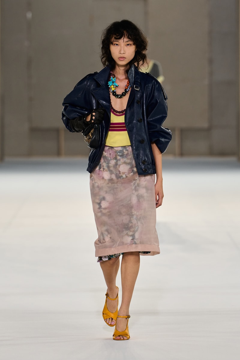 DRIES VAN NOTEN 2027 春夏系列：一场关于魅力的镜头追踪