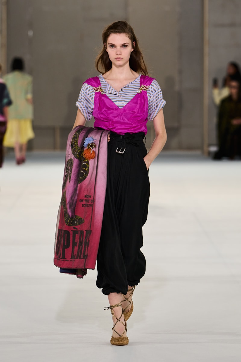 DRIES VAN NOTEN 2027 春夏系列：一场关于魅力的镜头追踪