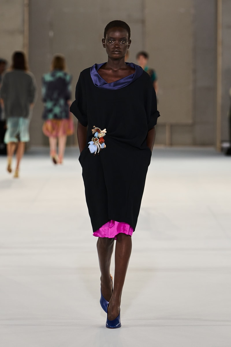 DRIES VAN NOTEN 2027 春夏系列：一场关于魅力的镜头追踪