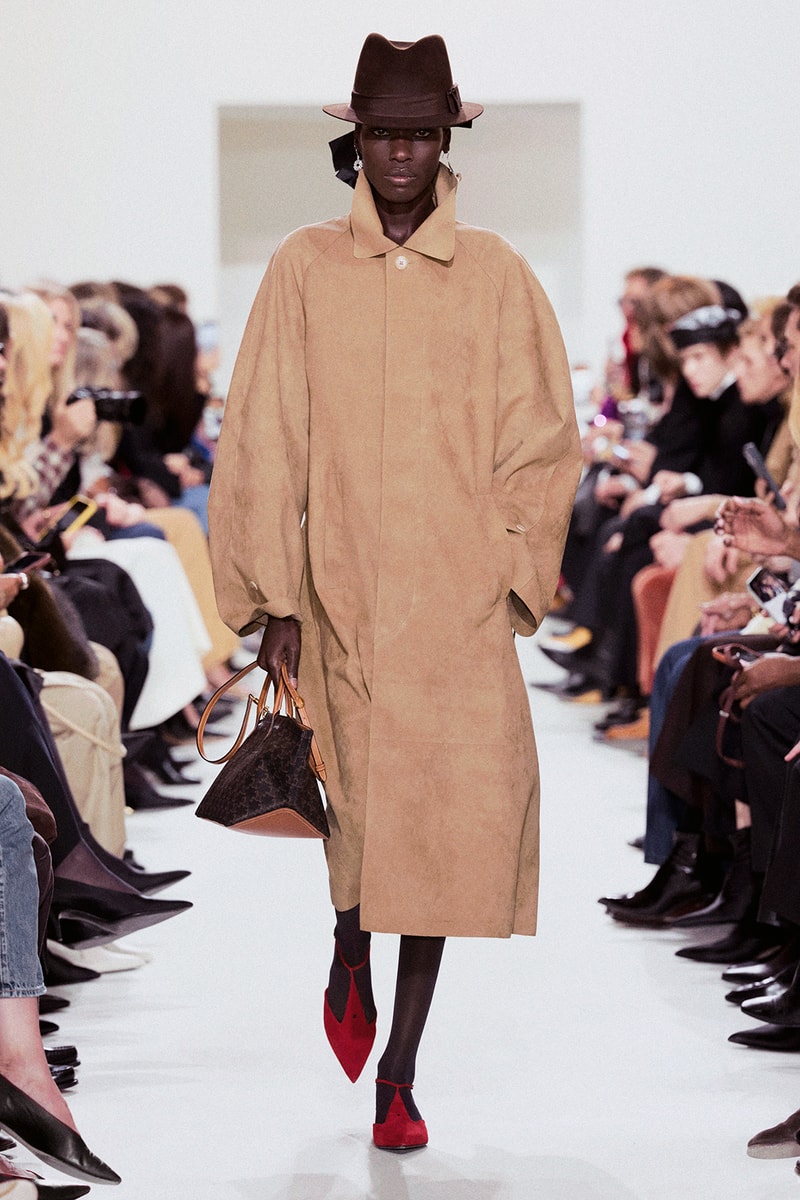 CELINE Été 2027 夏季时装秀登场