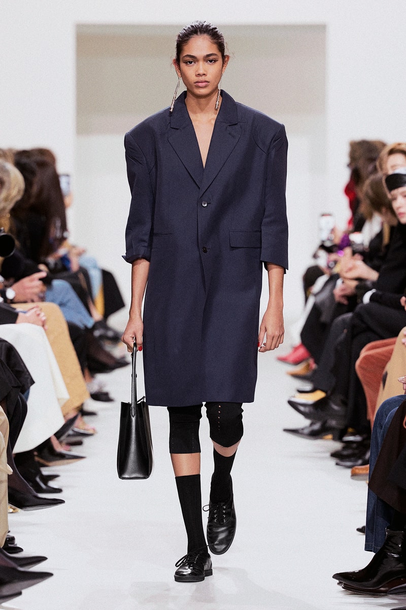 CELINE Été 2027 夏季时装秀登场