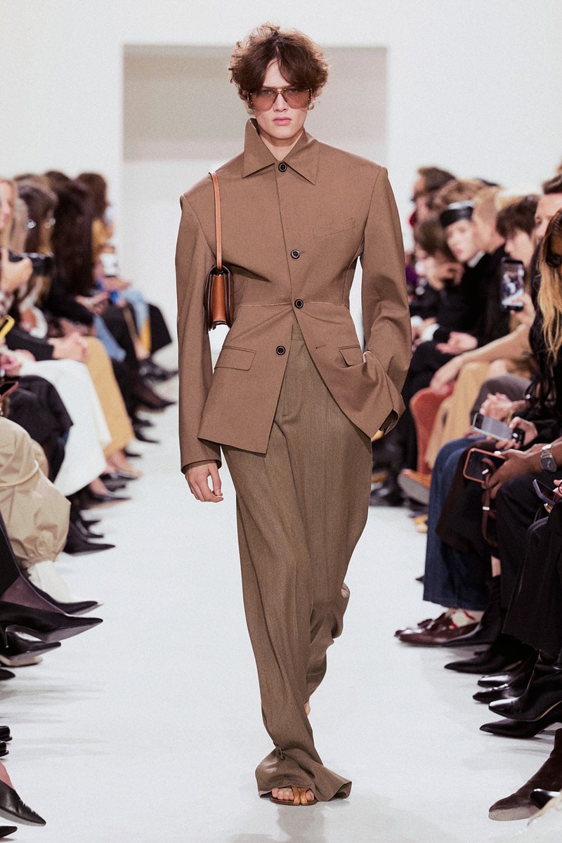 CELINE Été 2027 夏季时装秀登场
