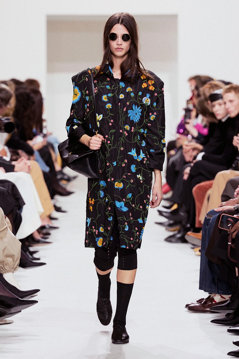 CELINE Été 2027 夏季时装秀登场