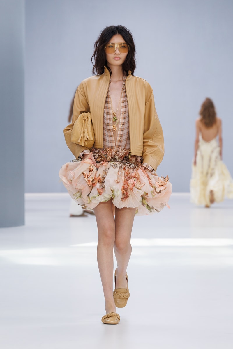 ZIMMERMANN 发布 2027 春季系列「万华蝶舞」