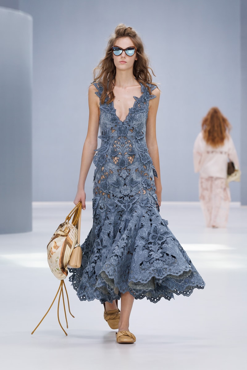 ZIMMERMANN 发布 2027 春季系列「万华蝶舞」