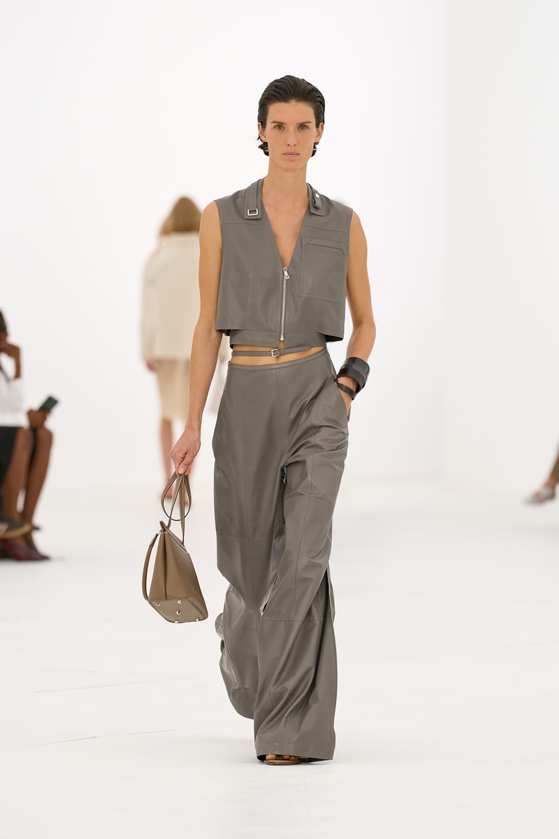 Hermès 发布 2027 春夏女装系列