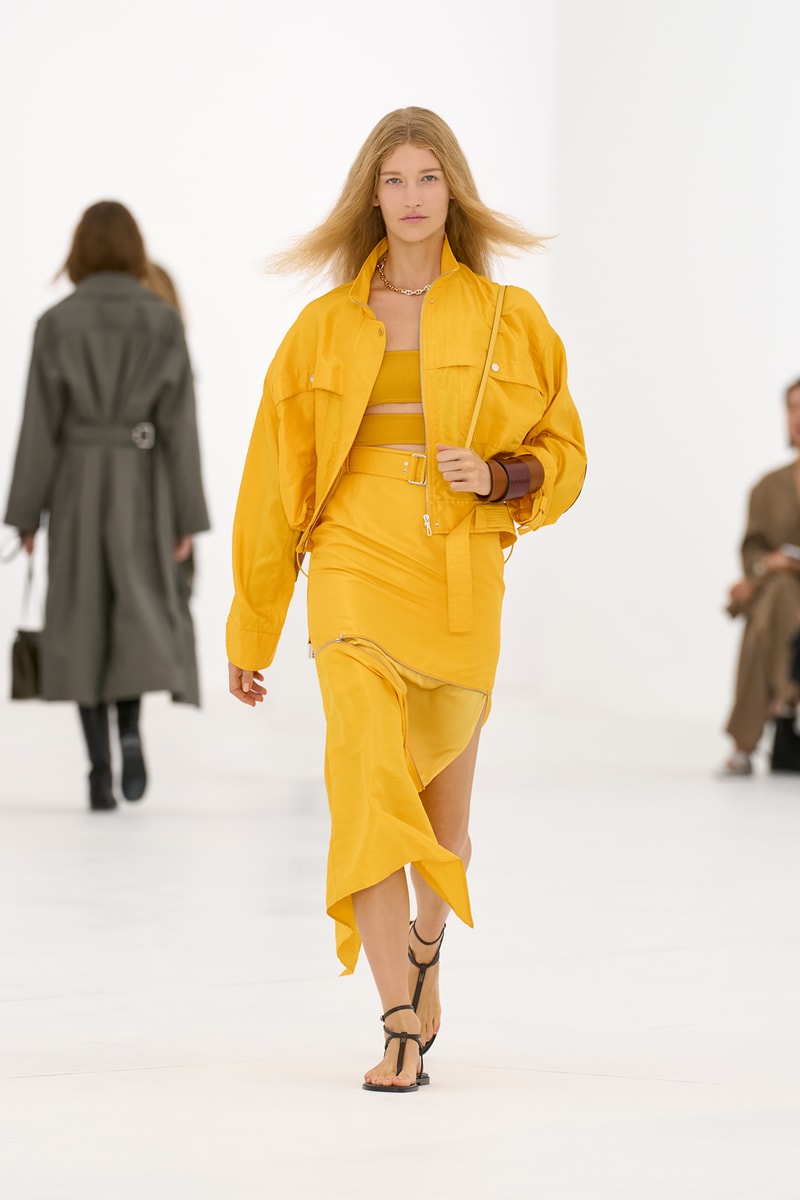 Hermès 发布 2027 春夏女装系列