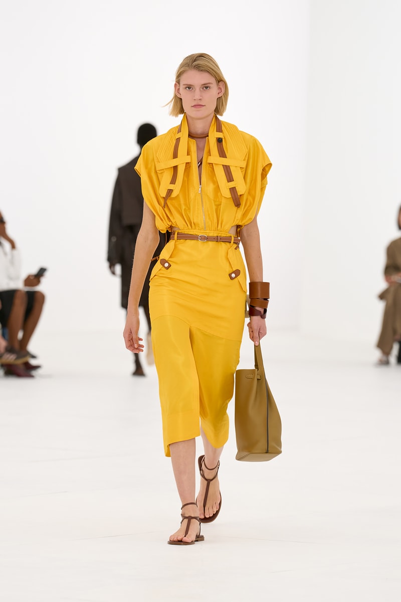 Hermès 发布 2027 春夏女装系列