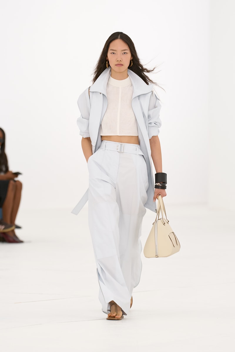 Hermès 发布 2027 春夏女装系列