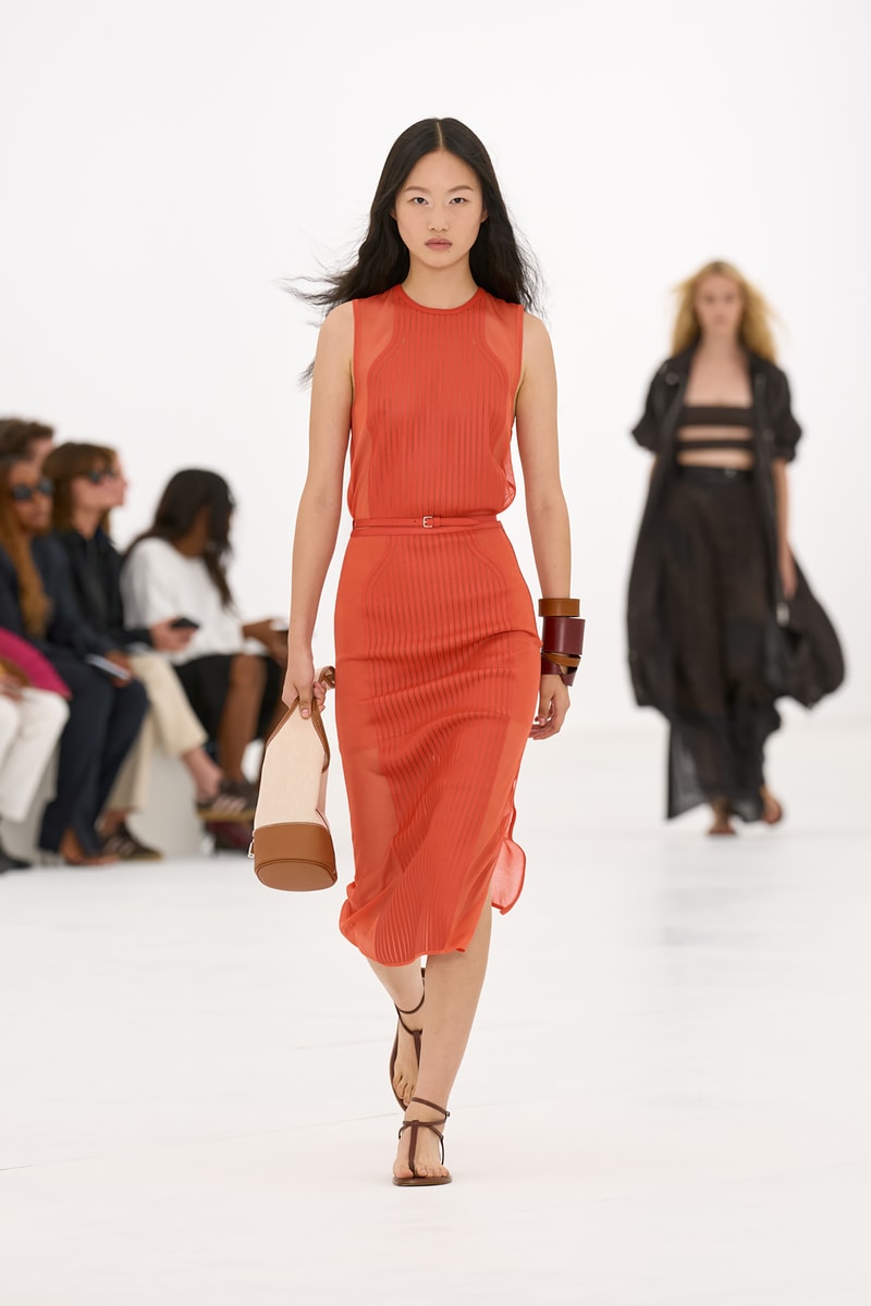 Hermès 发布 2027 春夏女装系列
