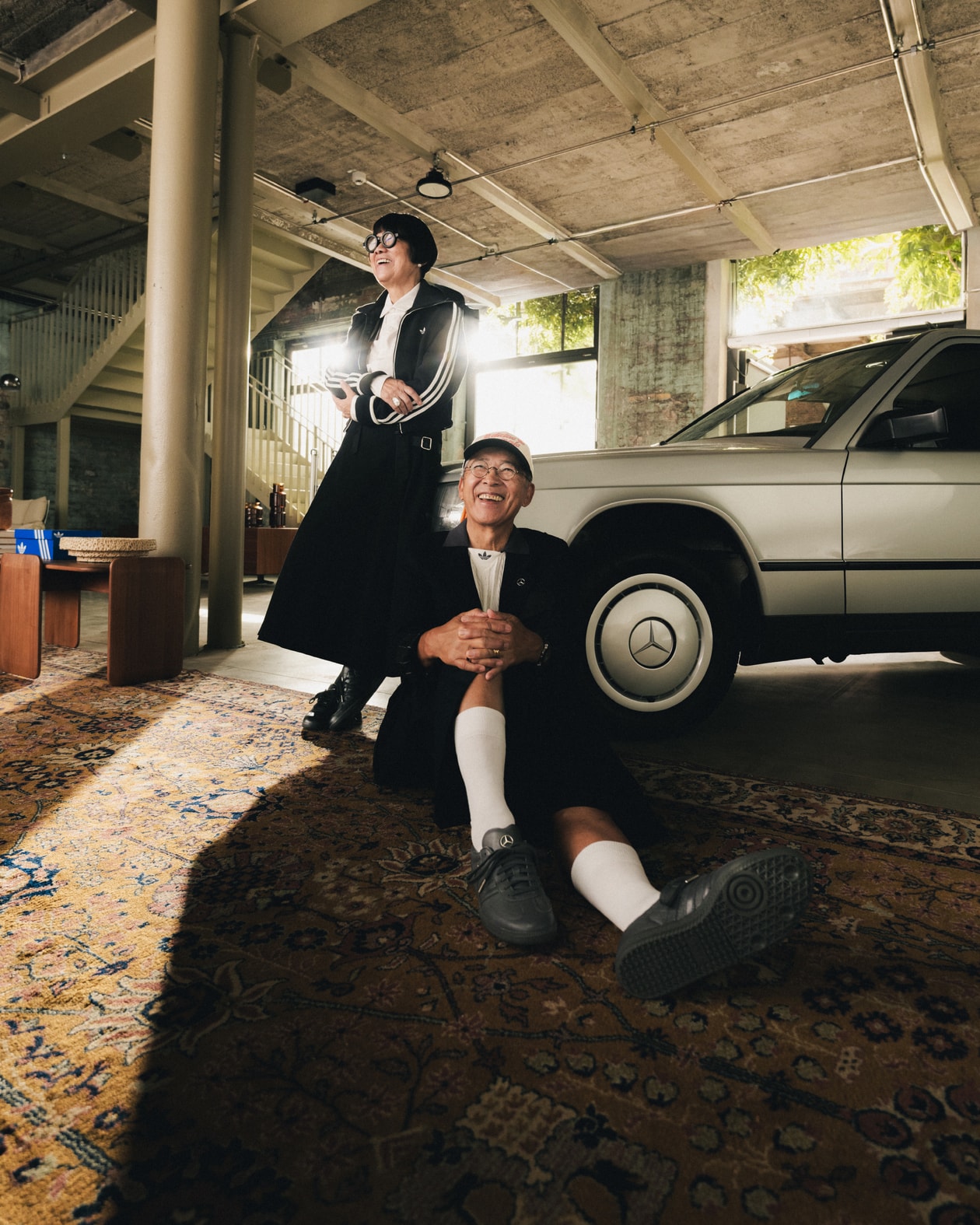 Mercedes-Benz 携手 adidas 推出限量版 Samba OG 联名鞋款