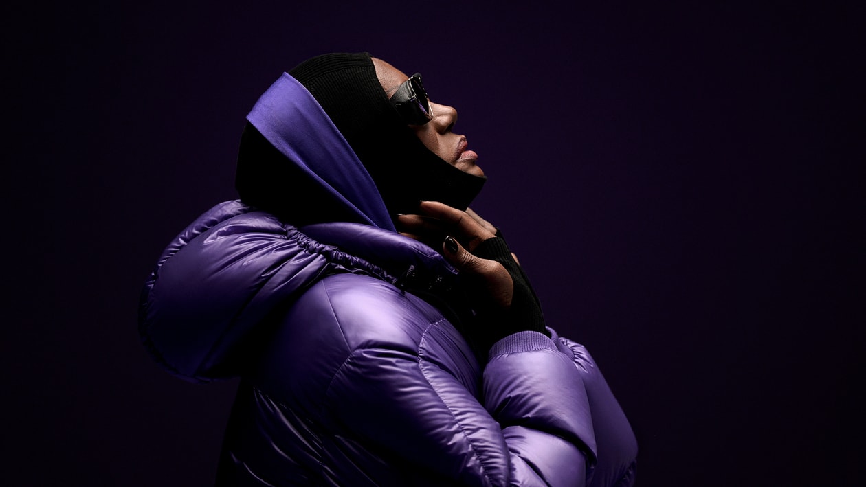 Moncler 发布 Re/Icons 全新企划，Cher、JENNIE 与 Grace Jones 联袂出镜
