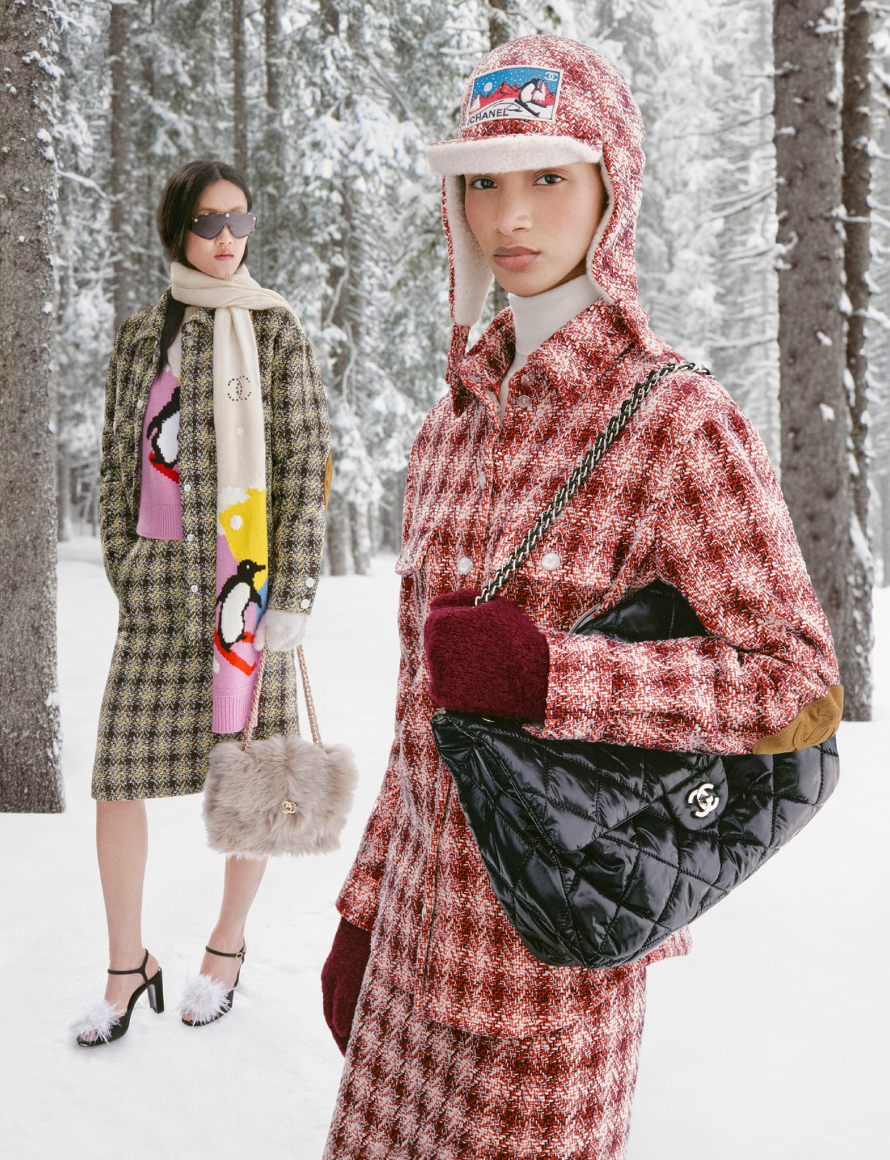 CHANEL 正式发布 COCO NEIGE 2026 滑雪系列，演绎雪山与都市风格