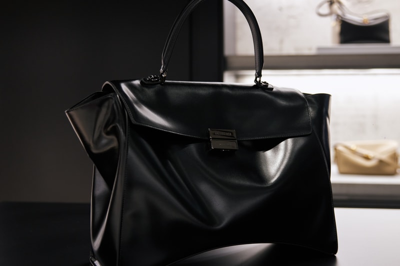 BALENCIAGA 于上海兴业太古汇举办 Hourglass Avenue 手袋发布派对