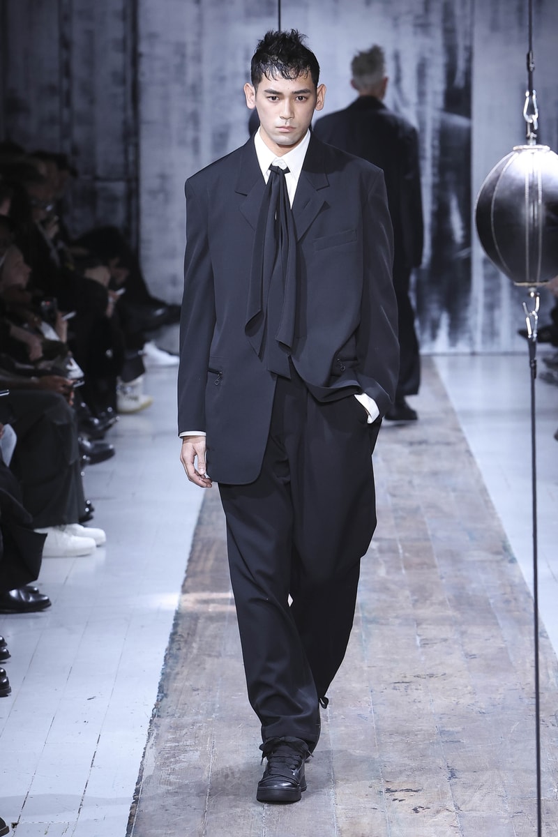 Yohji Yamamoto 发布 2026-27 秋冬男女装系列