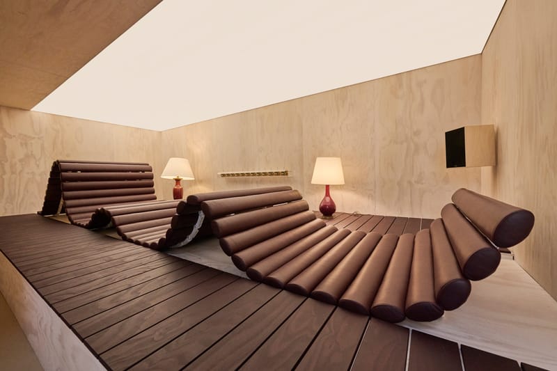 Pierre Paulins La Déclive: Sitzkonzept neu interpretiert auf der Design Miami.Paris