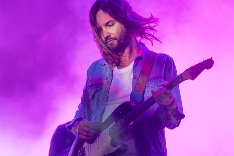 Tame Impalas Album „Deadbeat“ debütiert auf Platz 4 der Billboard 200