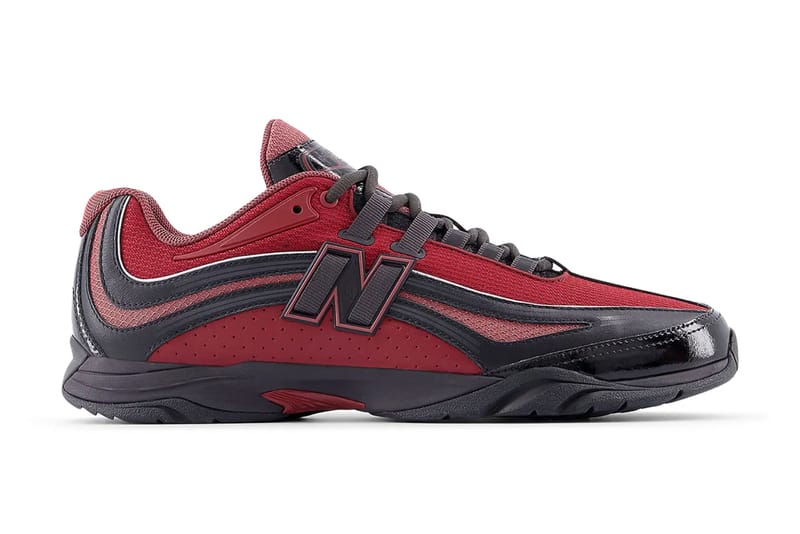 Der New Balance RC56 droppt im klassischen „Black/Red“-Colorway