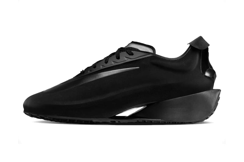 Nike präsentiert die neue First Sight Silhouette in „Black“