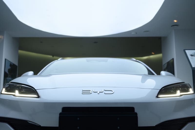 BYD überholt Tesla: Neuer weltweiter Spitzenreiter bei Elektroautos