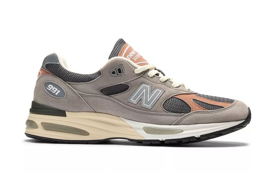 Offizieller Look auf den New Balance 991v2 „Elephant“