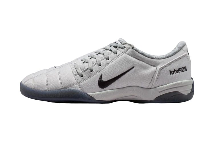 Nike verpasst dem Total 90 III PRM in „Light Smoke Gray“ ein Upgrade für den Alltag