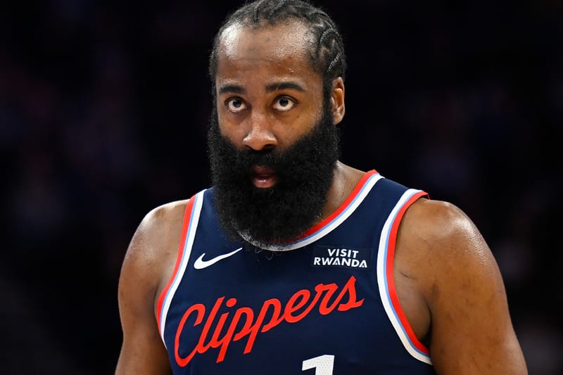 James Harden per Mega-Trade zu den Cleveland Cavaliers gewechselt