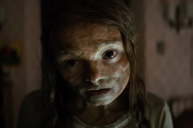 Offizieller Trailer zu Lee Cronins „The Mummy“ tauscht Blockbuster-Action gegen puren Terror
