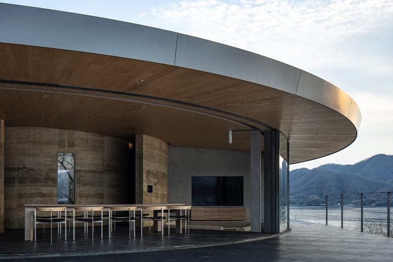 Bjarke Ingels bringt furchtlosen Futurismus nach Japan: NOT A HOTEL Setouchi setzt neue Maßstäbe
