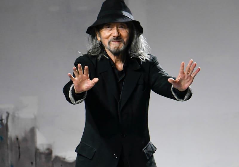 Yohji Yamamoto erhält Outstanding Achievement Award bei den Fashion Awards 2026