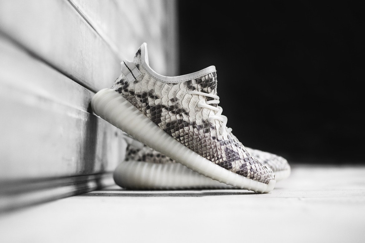 adidas Originals YEEZY BOOST 350 V2 Python Zébré The Shoe Surgeon Jesus Diaz