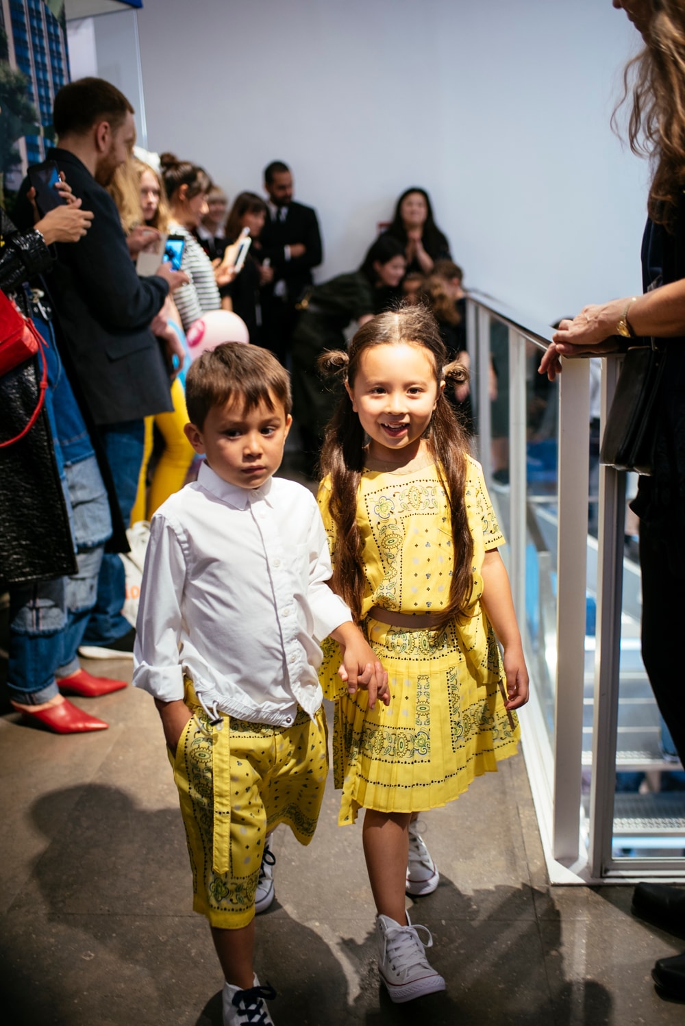 Défilé sacai kids colette Robes