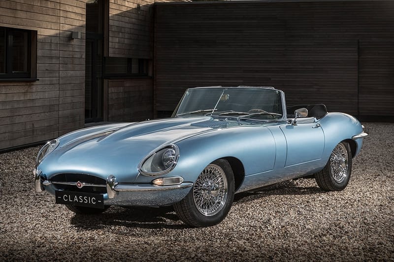 Jaguar Sort Le Modèle E-Type Zéro 100% Électrique