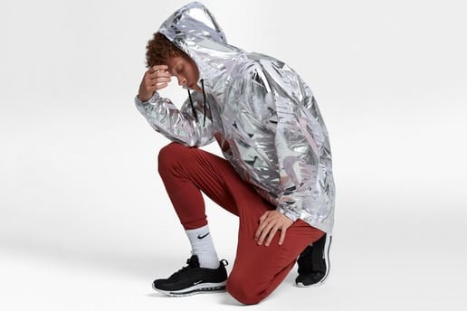 Retour Aux Basiques Pour NikeLab Dans Le Lookbook De Sa Collection "Essentials" 