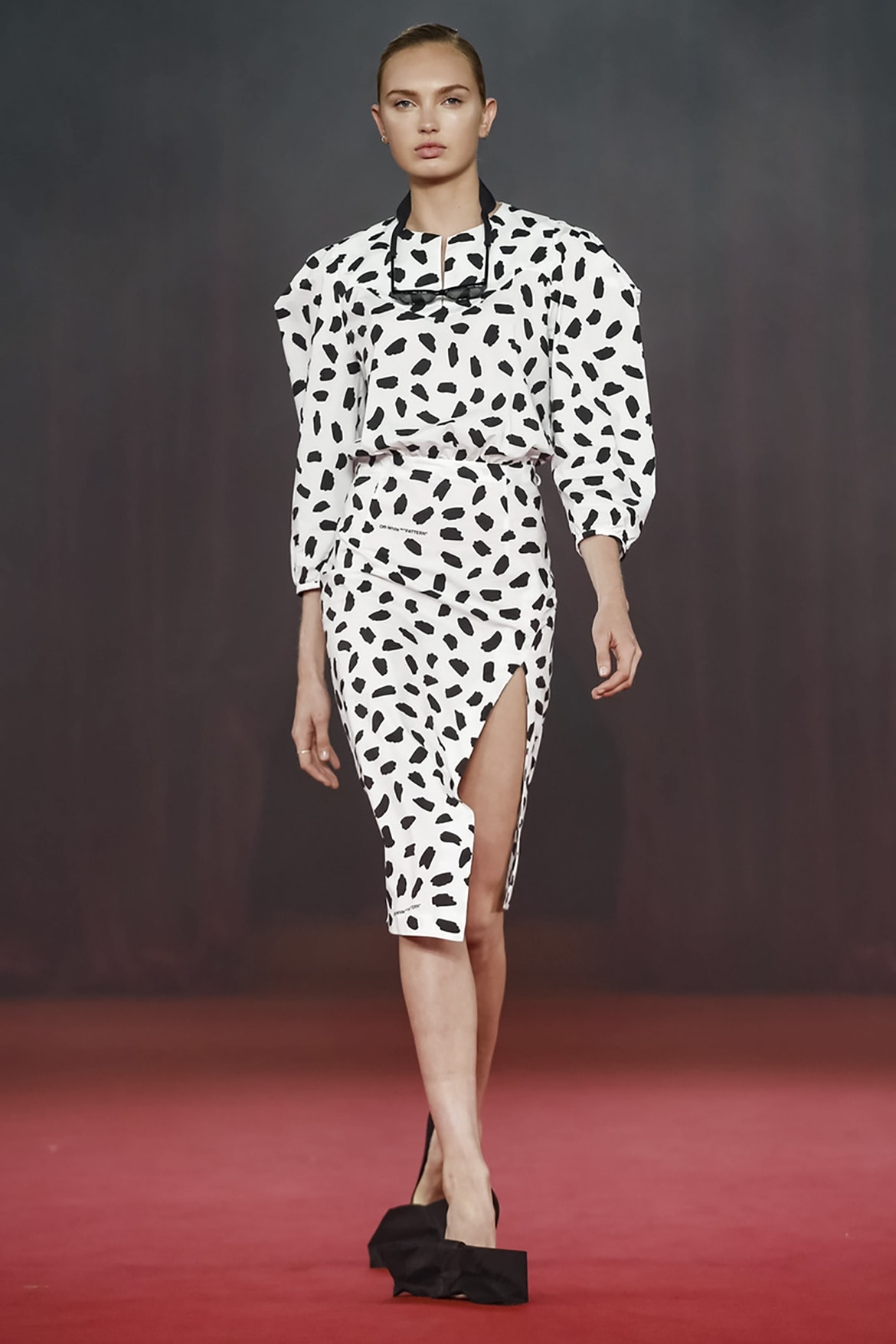 Off White Spring Summer 2018 Collection Femme Ambitions Royales