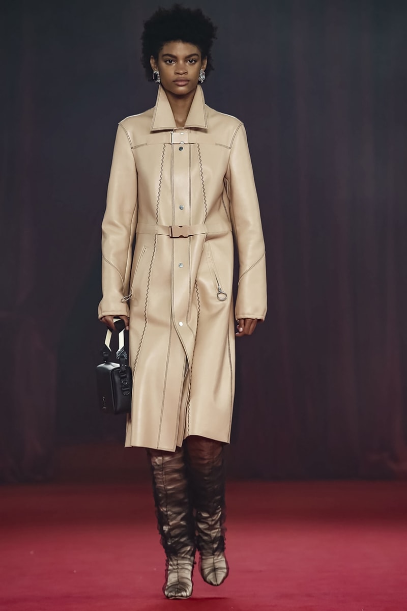 Off White Spring Summer 2018 Collection Femme Ambitions Royales