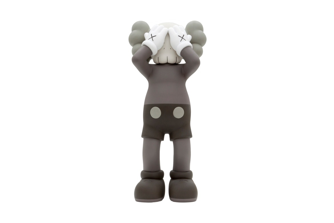 Sculpture KAWS Companion Vente Aux Enchères Paddle8 Musée Andy Warhol