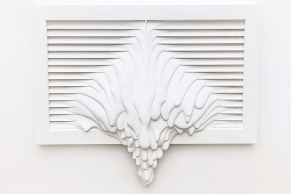 Moving architecture Daniel Arsham exposition biennale Russie