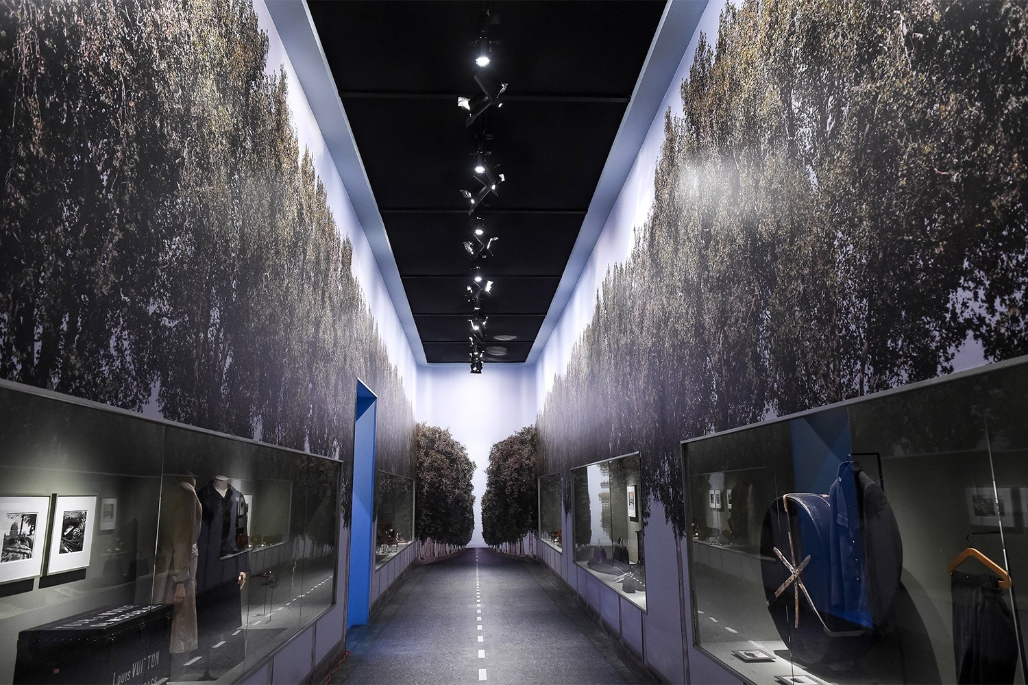 Louis Vuitton LV Exposition New York